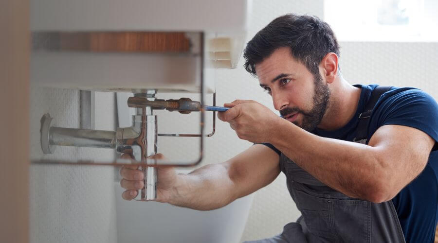 Professional sink repair in Olds, IA